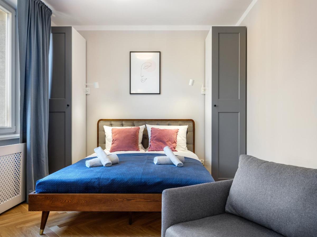 Tyzenhauz Apartments Rakowicka Street Kraków Eksteriør billede