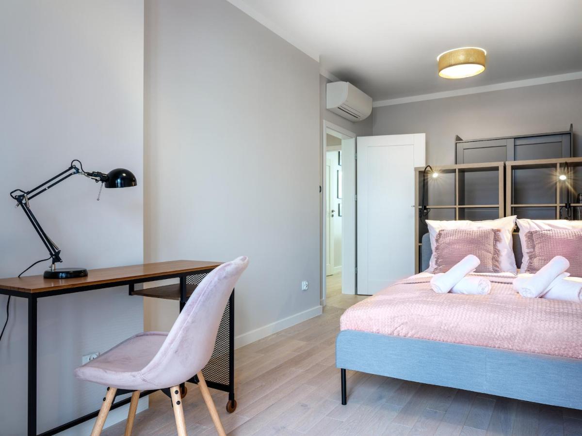 Tyzenhauz Apartments Rakowicka Street Kraków Eksteriør billede